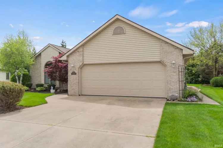 Condo For Sale in 10875, Boulder Cove, New Haven, Indiana