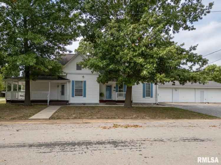 Single-family house For Sale in 900, West White Street, Marion, Illinois