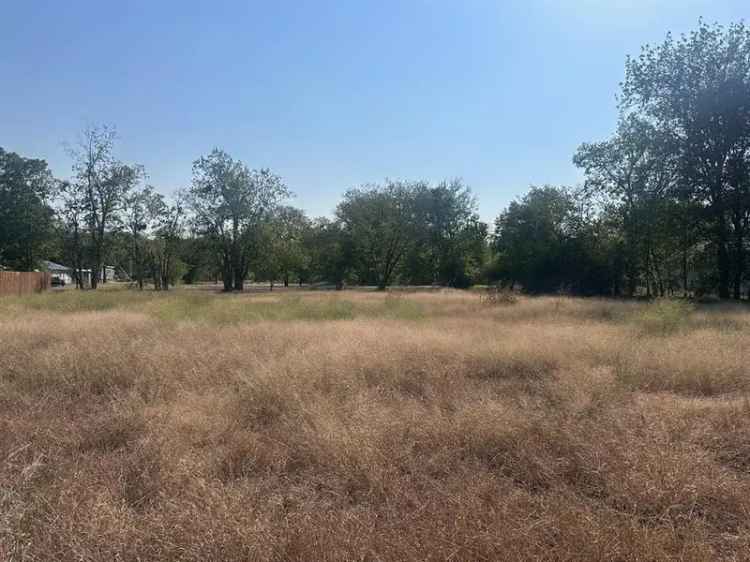 Land For Sale in 2204, Water Street, Bastrop, Texas