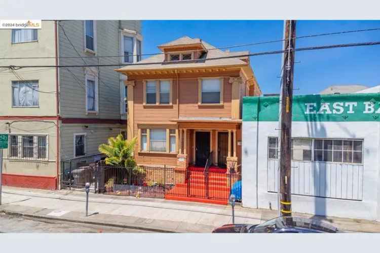 Duplex For Sale in 1423, Martin Luther King Junior Way, Oakland, California