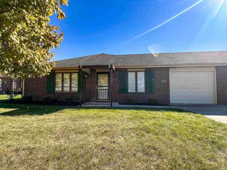 Condo For Sale in 4821, East Heritage Circle, Muncie, Indiana