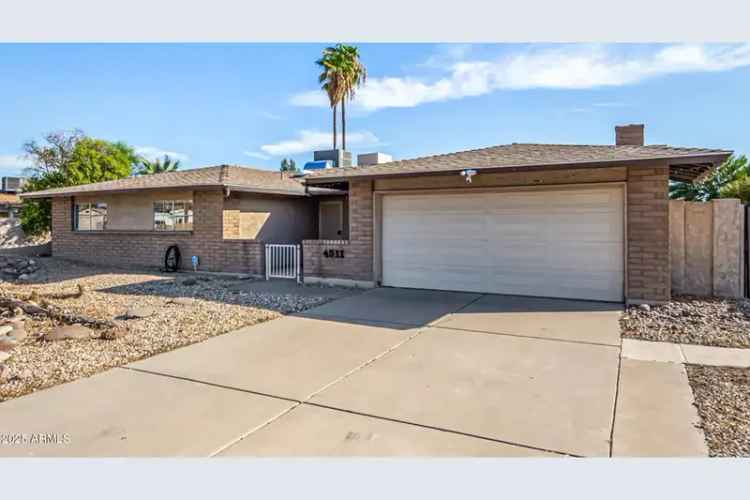 Single-family house For Sale in Glendale, Arizona