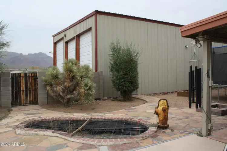 Single-family house For Sale in 423, South Arroya Road, Apache Junction, Arizona