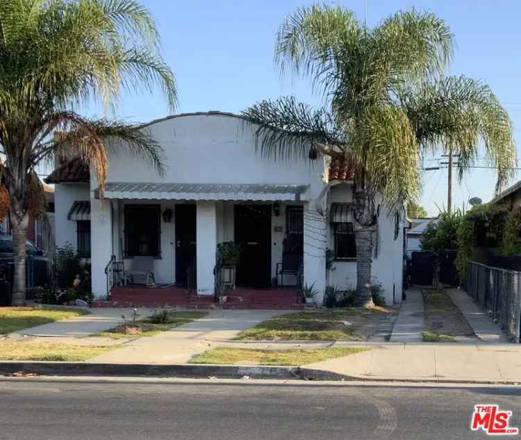 Multi-family house For Sale in 1519, West 54th Street, Los Angeles, California