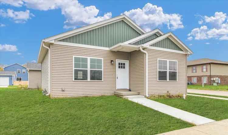 Single-family house For Sale in 1201, Ogelthorpe Avenue, Urbana, Illinois