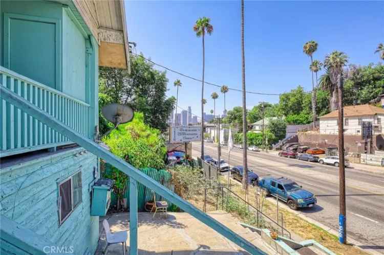 Single-family house For Sale in 1283, West Sunset Boulevard, Los Angeles, California