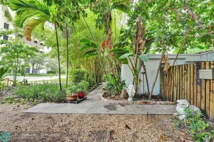 Multi-family house For Sale in Fort Lauderdale, Florida