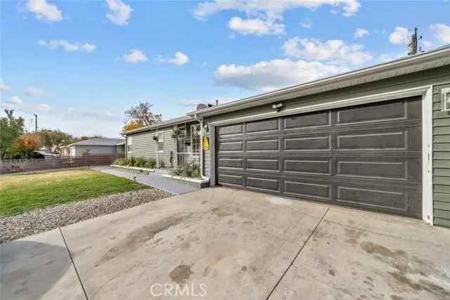 Single-family house For Sale in Lancaster, California