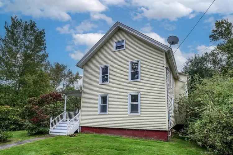 Single-family house For Sale in 160, Pleasant Street, Windsor, Connecticut