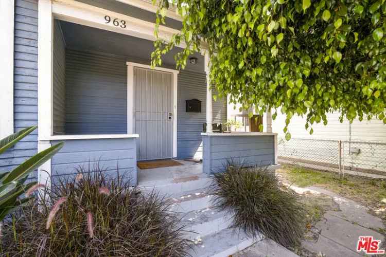 Multi-family house For Sale in 4166, Wadsworth Avenue, Los Angeles, California