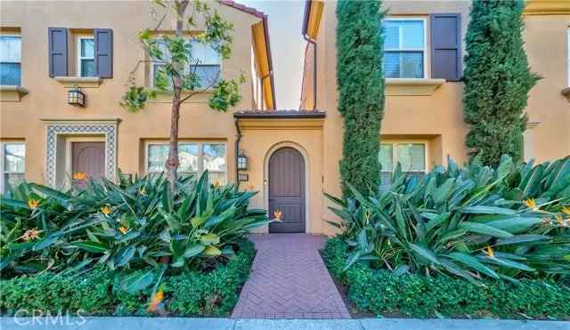 Single-family house For Sale in 202, Kempton, Irvine, California