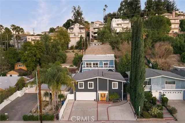 Single-family house For Sale in 5254, Don Pio Drive, Los Angeles, California