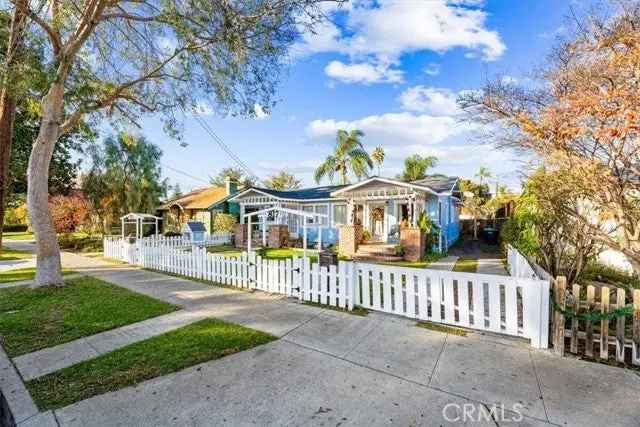 Single-family house For Sale in 817 1/2, East Palmyra Avenue, Orange, California