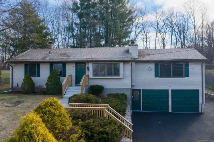 Single-family house For Sale in 117, Dart Hill Road, South Windsor, Connecticut