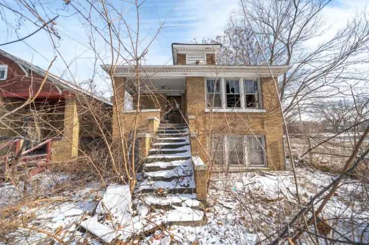 Multi-family house For Sale in 1069, Polk Street, Gary, Indiana