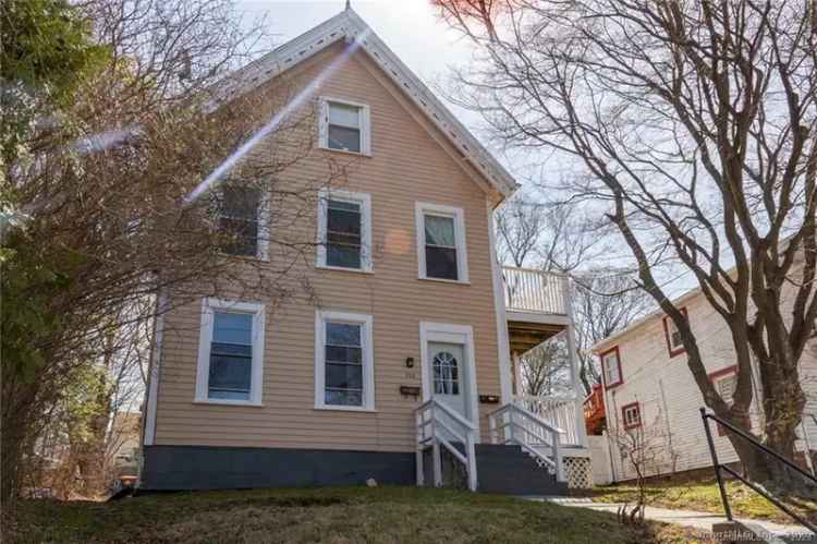 Multi-family house For Sale in 753, Broad Street, Meriden, Connecticut