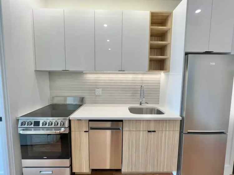 Luxury Ridgewood Apartments for Rent - Modern & Pet-Friendly