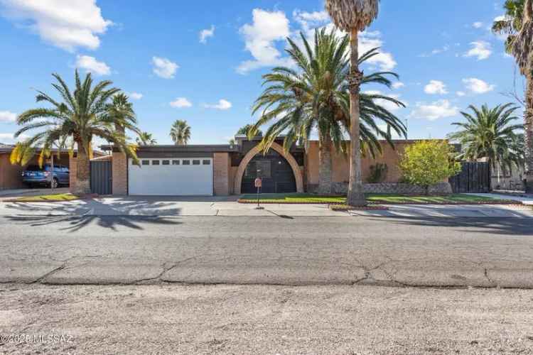 Single-family house For Sale in 8930, East Arbor Street, Tucson, Arizona