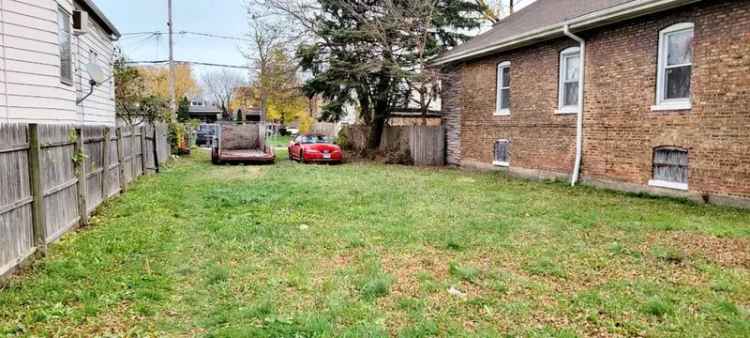 Land For Sale in 8537, South Escanaba Avenue, Chicago, Illinois