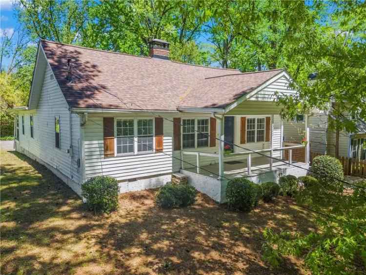 Single-family house For Sale in 311, Deering Road Northwest, Atlanta, Georgia