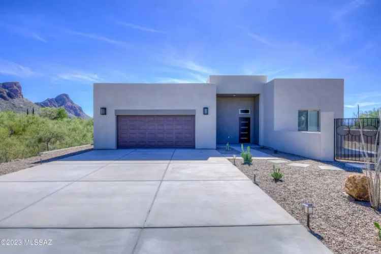 Single-family house For Sale in 5551, West Open R Place, Arizona