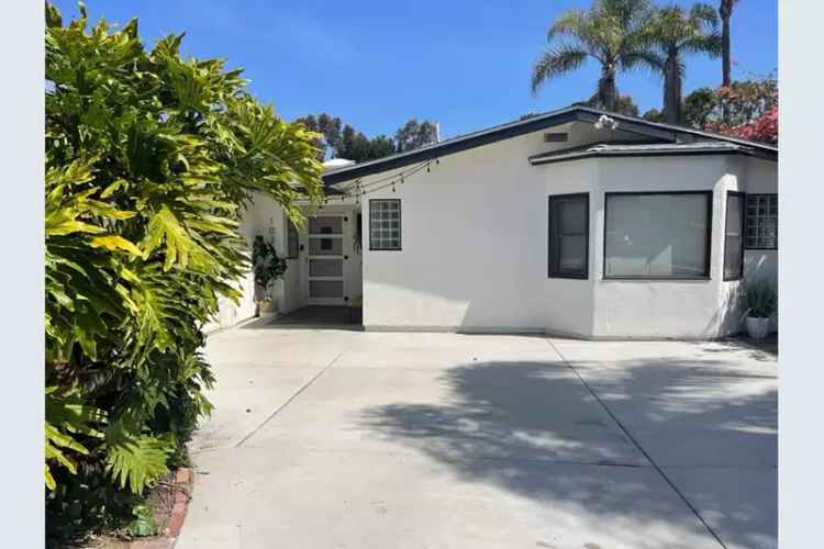 Single-family house For Sale in 1028, San Andrade Drive, Encinitas, California