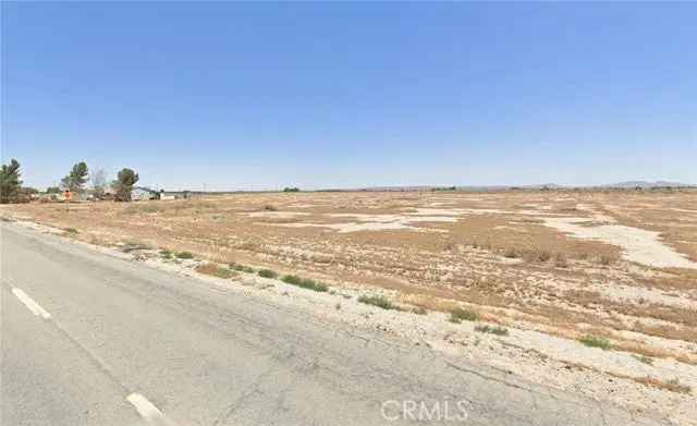 Land For Sale in Lancaster, California