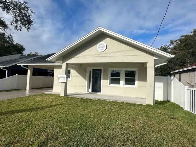 Single-family house For Sale in 2812, North 33rd Street, Tampa, Florida