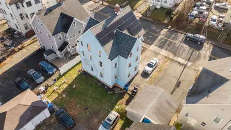 Multi-family house For Sale in 104, Dwight Street, New Britain, Connecticut