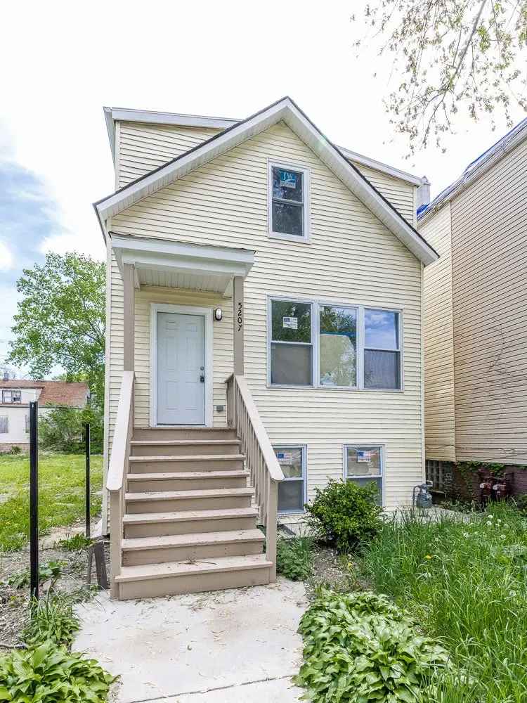 Single-family house For Sale in 5207, South Laflin Street, Chicago, Illinois