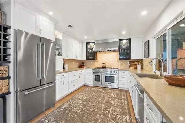 Single-family house For Sale in 32142, Via Barrida, San Juan Capistrano, California