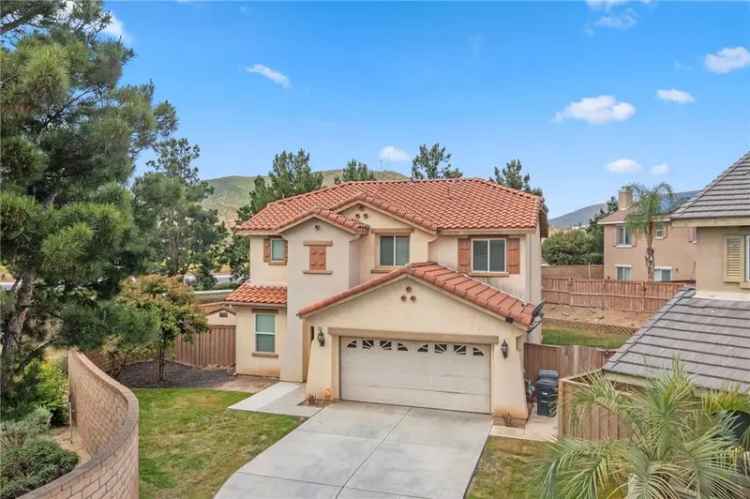 Single-family house For Sale in Hemet, California