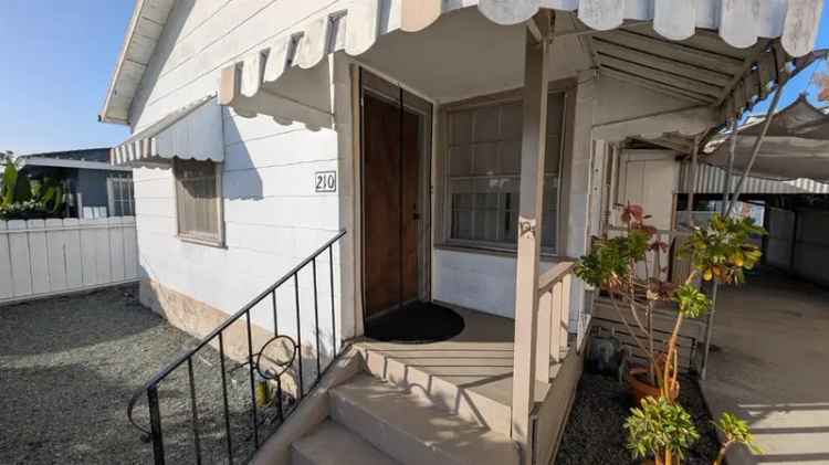 Single-family house For Sale in 210, South 33rd Street, San Diego, California