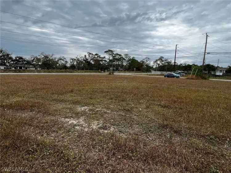 Land For Sale in Cape Coral, Florida