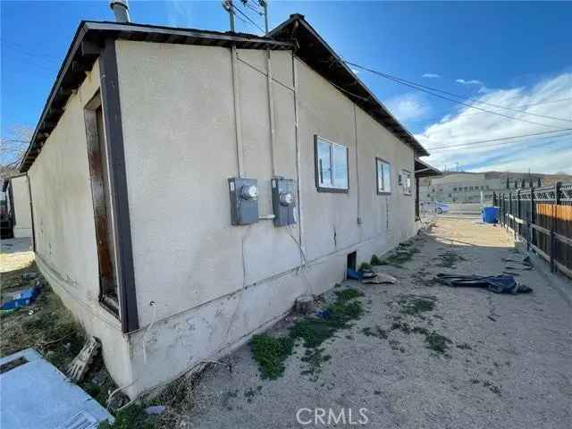 Multi-family house For Sale in Barstow, California