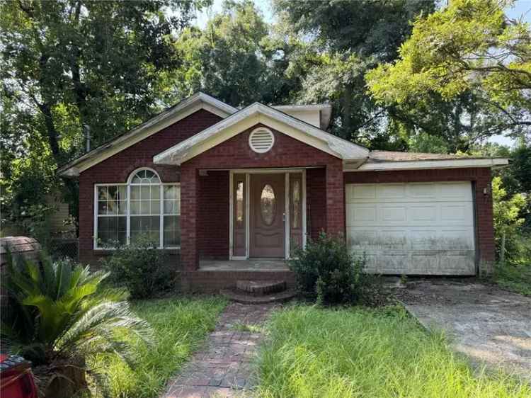 Single-family house For Sale in Prichard, Alabama