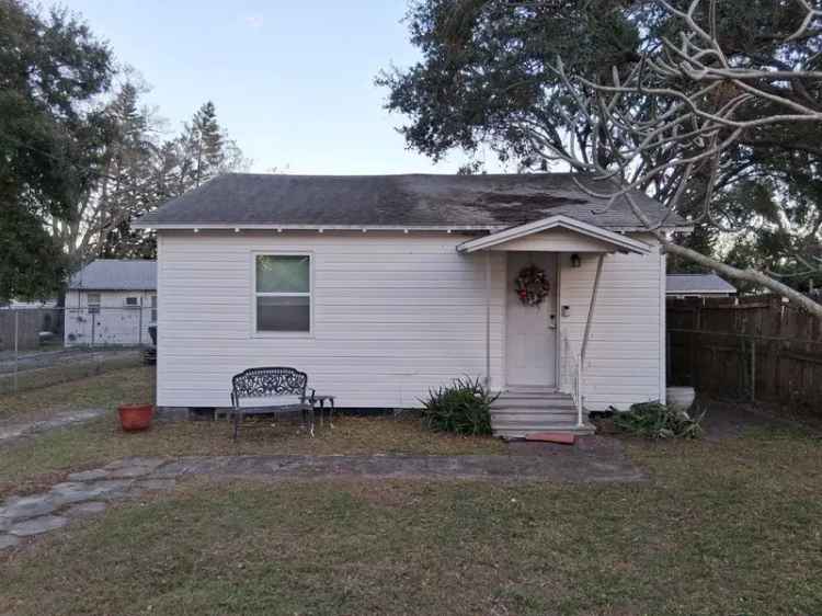 Multi-family house For Sale in Saint Petersburg, Florida