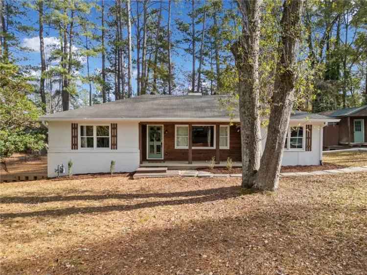 Single-family house For Sale in 4760, Hillside Drive, Acworth, Georgia