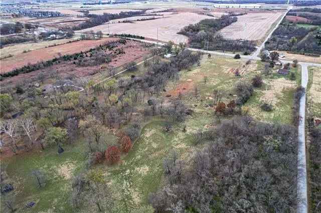 Land For Sale in 11904, Parallel Parkway, Kansas City, Kansas