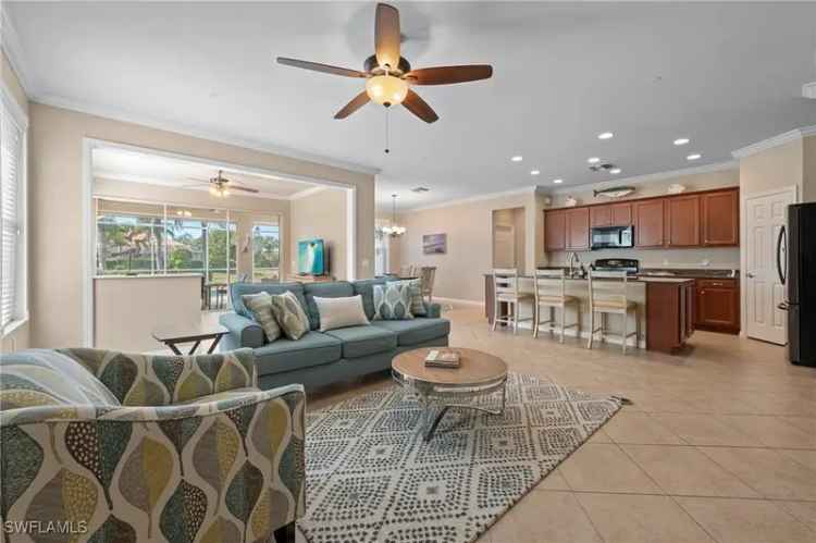 Single-family house For Sale in 28526, Guinivere Way, Bonita Springs, Florida