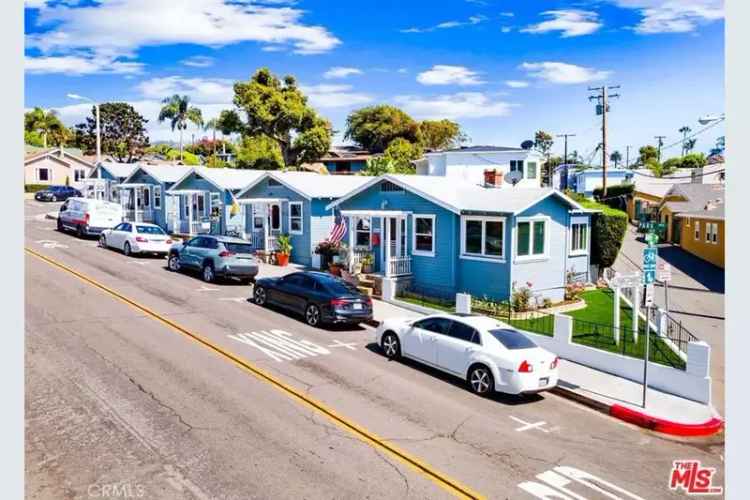 Multi-family house For Sale in 363, Park Avenue, Laguna Beach, California