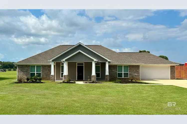 Single-family house For Sale in Elberta, Alabama