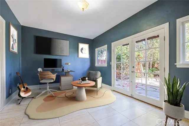 Single-family house For Sale in Glendale, California