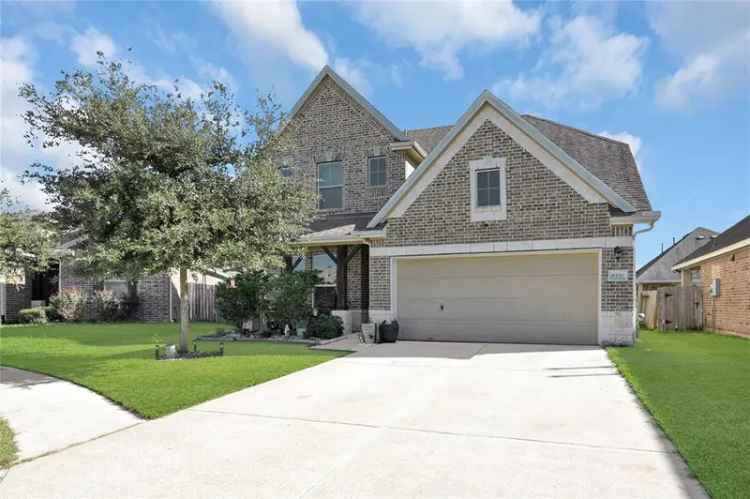 Single-family house For Sale in 8330, Bay Harbor Circle, Baytown, Texas