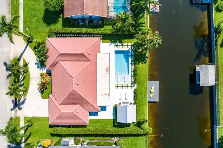 Single-family house For Sale in Boynton Beach, Florida