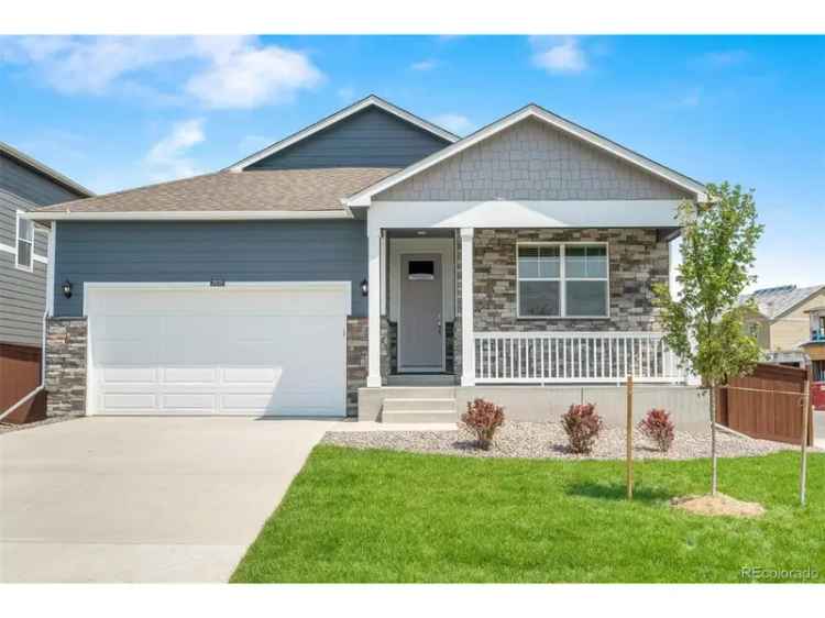 Single-family house For Sale in Aurora, Colorado