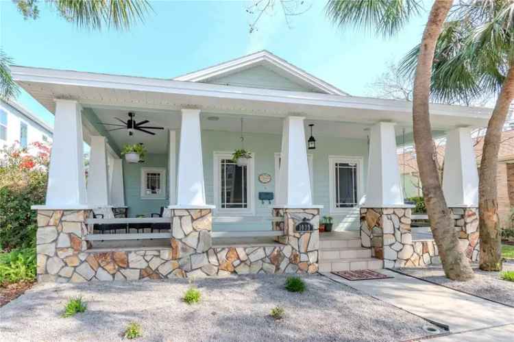 Single-family house For Sale in 1039, 10th Street North, Saint Petersburg, Florida