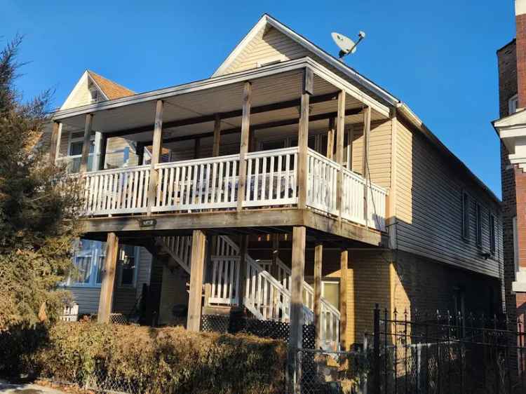 Multi-family house For Sale in 1625, North Troy Street, Chicago, Illinois