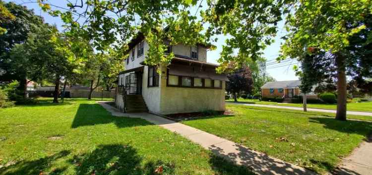 Single-family house For Sale in 1835, 24th Avenue, Maywood, Illinois