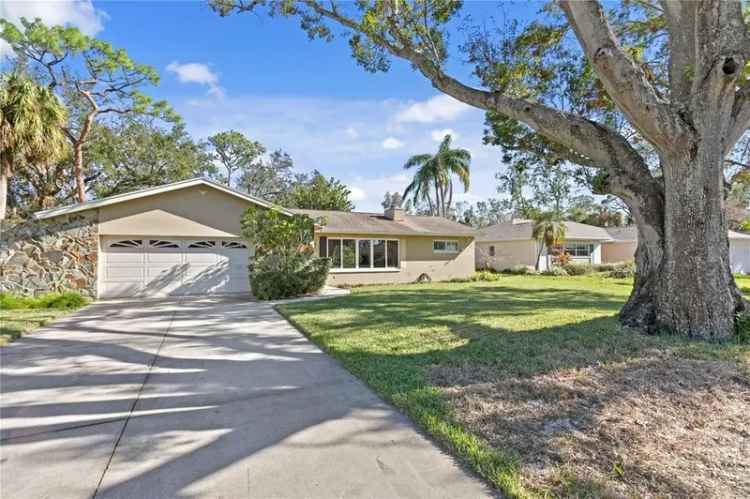 Single-family house For Sale in 5265, Venetian Boulevard Northeast, Saint Petersburg, Florida